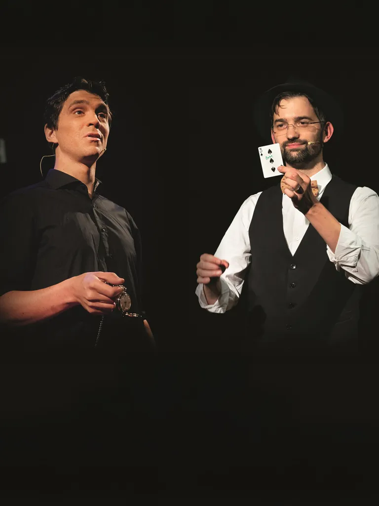 Zaubertheater_QUER.jpg